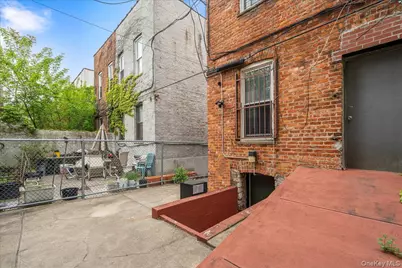 1034 Winthrop Street, Brooklyn, NY 11212 - Photo 29