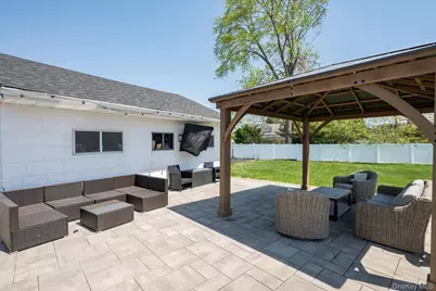 41 Disc Lane, Wantagh, NY 11793 - Photo 25