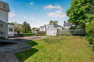 429 E 238th St, Bronx, NY 10470 - Photo 23