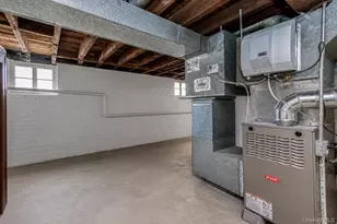 429 E 238th St, Bronx, NY 10470 - Photo 19