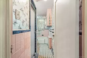 32-31 163rd St, Flushing, NY 11358 - Photo 19