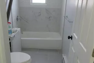 949 E 213th St, Bronx, NY 10469 - Photo 5