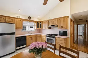 162-19 85th St, Howard Beach, NY 11414 - Photo 9