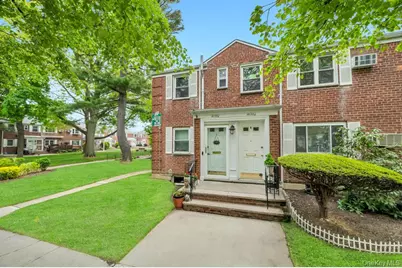 261-10 Langston Avenue #G99E, Glen Oaks, NY 11004 - Photo 3