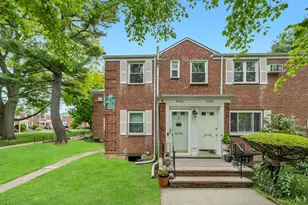 261-10 Langston Ave, Glen Oaks, NY 11004 - Photo 1