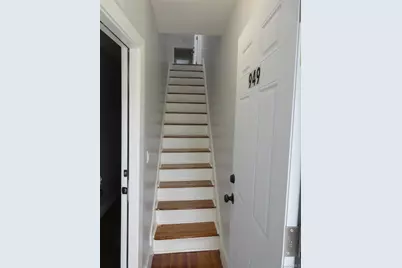 949 E 213th Street #FL-2, Bronx, NY 10469 - Photo 9