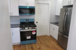 949 E 213th St, Bronx, NY 10469 - Photo 5