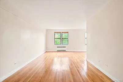 102-12 65th Avenue #C35, Forest Hills, NY 11375 - Photo 7