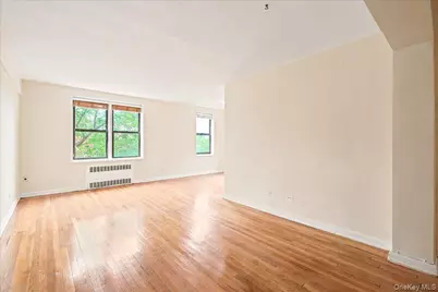 102-12 65th Avenue #C35, Forest Hills, NY 11375 - Photo 5