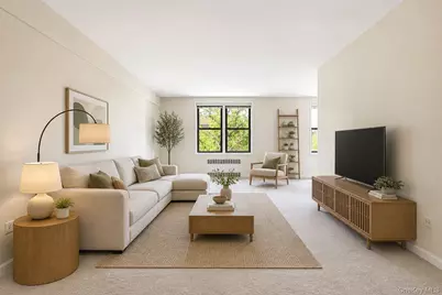 102-12 65th Avenue #C35, Forest Hills, NY 11375 - Photo 7
