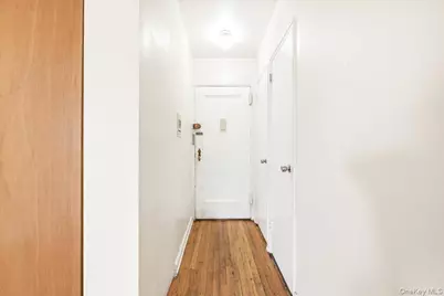 102-12 65th Avenue #C35, Forest Hills, NY 11375 - Photo 3