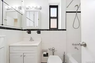 102-12 65th Ave, Forest Hills, NY 11375 - Photo 21
