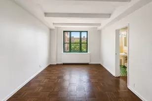 1558 Unionport Rd, Bronx, NY 10462 - Photo 5
