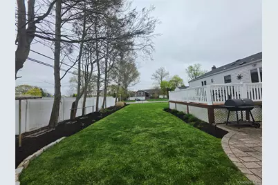 37 Jonquill Lane, Kings Park, NY 11754 - Photo 19