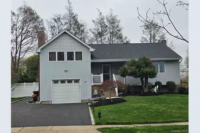 37 Jonquill Lane, Kings Park, NY 11754 - Photo 1