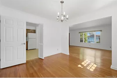 5 Albro Lane, White Plains, NY 10603 - Photo 5