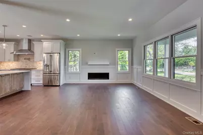 800 Corey Creek Lane, Southold, NY 11971 - Photo 9