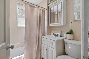 188-11 Dunkirk Dr, Jamaica, NY 11412 - Photo 23