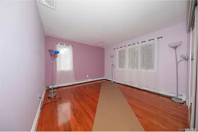 4025 Boston Avenue, Seaford, NY 11783 - Photo 13