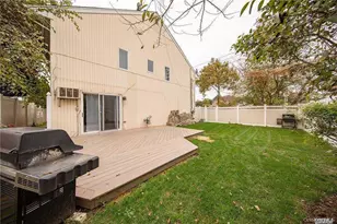 4025 Boston Ave, Seaford, NY 11783 - Photo 21