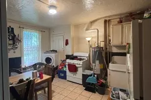 141 S William St, Newburgh, NY 12550 - Photo 11