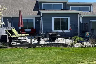 735 Spring Lake Dr, Middle Island, NY 11953 - Photo 17