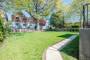 812 Swinton Ave, Bronx, NY 10465 - Photo 39