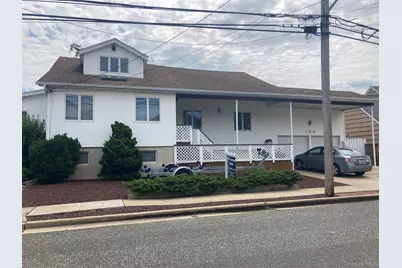 165 Gordon Place, Freeport, NY 11520 - Photo 1