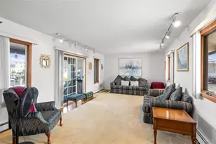 165 Gordon Pl, Freeport, NY 11520 - Photo 15