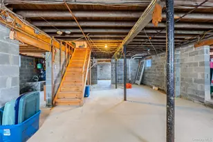 165 Gordon Pl, Freeport, NY 11520 - Photo 25