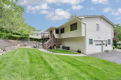8 Medford Place, Nanuet, NY 10954 - Photo 39