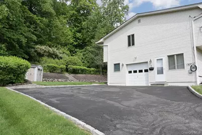 8 Medford Place, Nanuet, NY 10954 - Photo 37