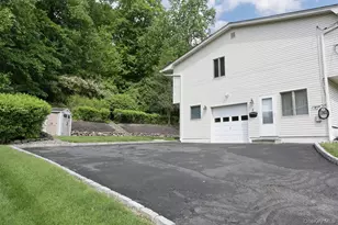 8 Medford Pl, Nanuet, NY 10954 - Photo 37