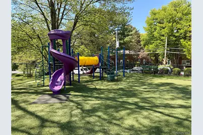 182 Pinewood Road #24, Hartsdale, NY 10530 - Photo 15