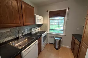 182 Pinewood Rd, Hartsdale, NY 10530 - Photo 9