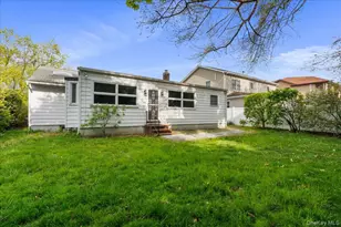 933 Dana Ave, Valley Stream, NY 11580 - Photo 17