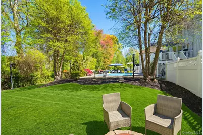 303 Bliss Lane, Valley Cottage, NY 10989 - Photo 5