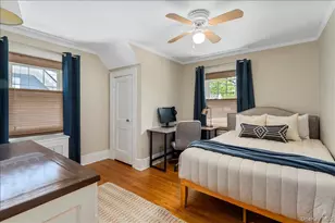 94 Roosevelt St, Garden City, NY 11530 - Photo 13