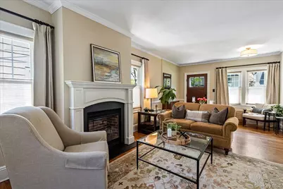 94 Roosevelt Street, Garden City, NY 11530 - Photo 3