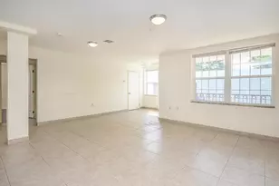 200 Carney St, Glen Cove, NY 11560 - Photo 5