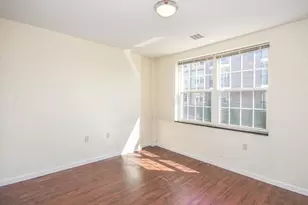 200 Carney St, Glen Cove, NY 11560 - Photo 7