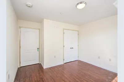 200 Carney Street #108, Glen Cove, NY 11560 - Photo 9