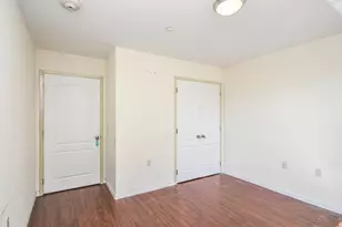 200 Carney St, Glen Cove, NY 11560 - Photo 9
