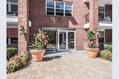 200 Carney Street #108, Glen Cove, NY 11560 - Photo 15