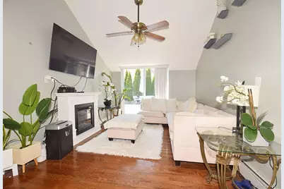 130 Winganhauppauge Road, Islip, NY 11751 - Photo 3