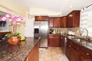 130 Winganhauppauge Rd, Islip, NY 11751 - Photo 7
