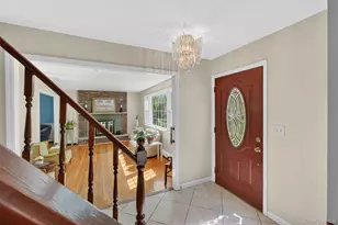 14 Victor Ln, Poughkeepsie, NY 12601 - Photo 3