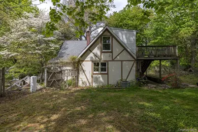 7 Amagansett Drive, Sound Beach, NY 11789 - Photo 3