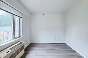 64-34 Grand Central Pkwy, Forest Hills, NY 11375 - Photo 11