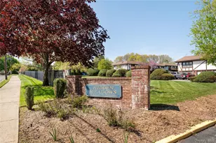 28 Bailey Ct, Middle Island, NY 11953 - Photo 17